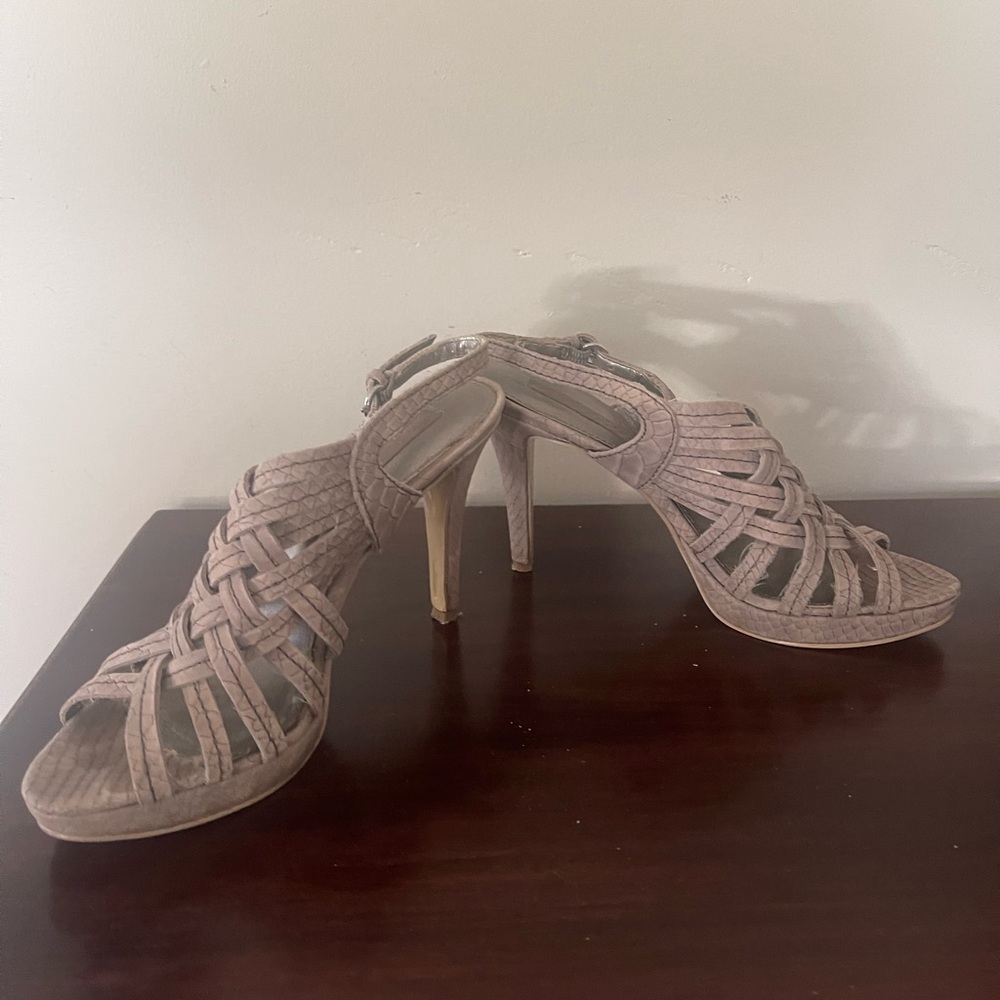 Bandolino Women's Strappy Heels in Taupe